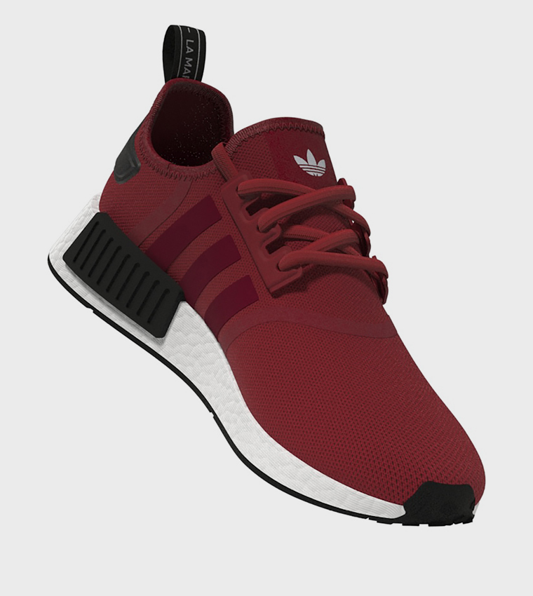 سنيكرز  إن إم دي آر 1 برباط