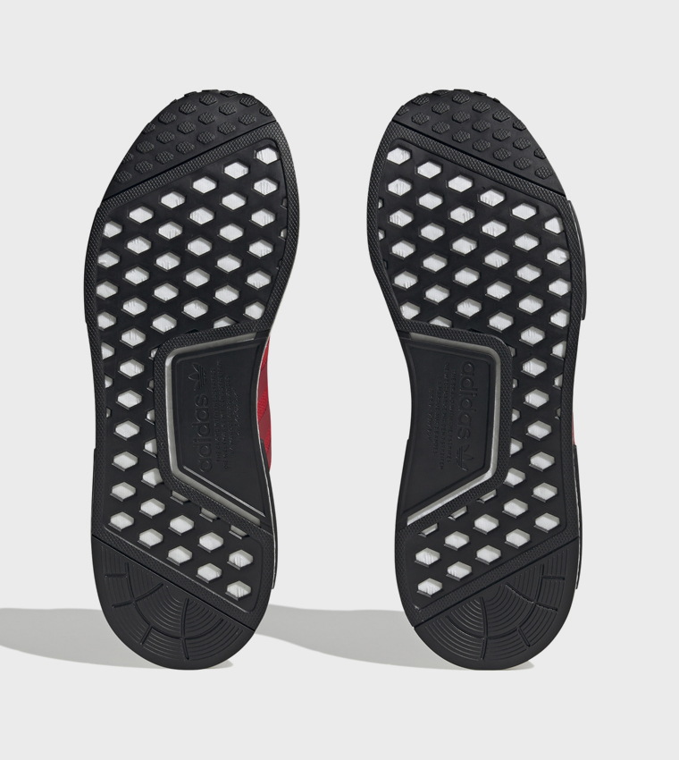 سنيكرز  إن إم دي آر 1 برباط