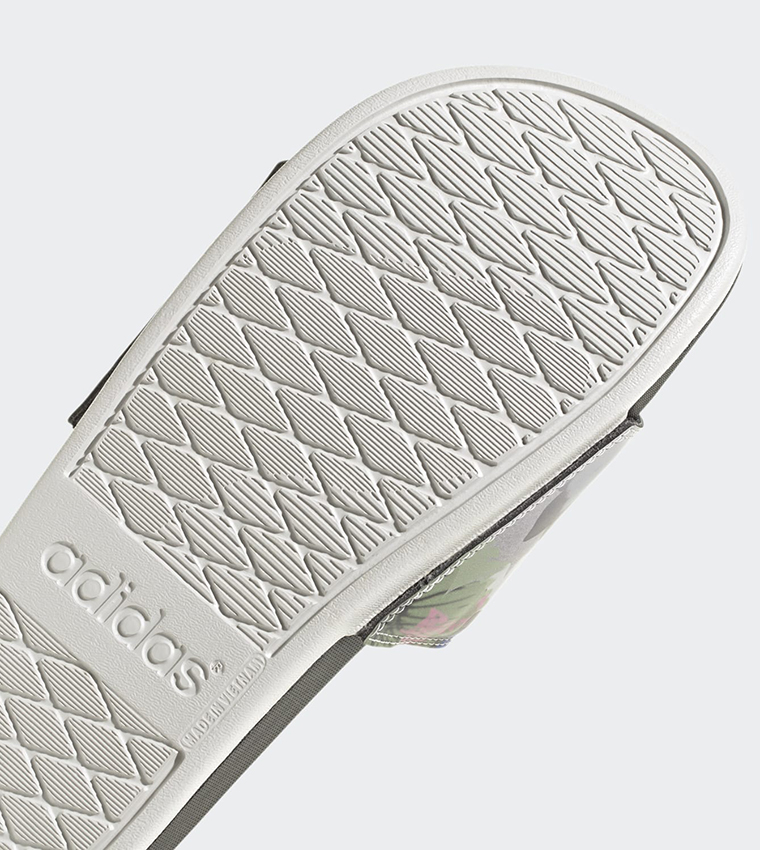 adidas gazelle silver green womens adidas Men's Primeblue NMD R1