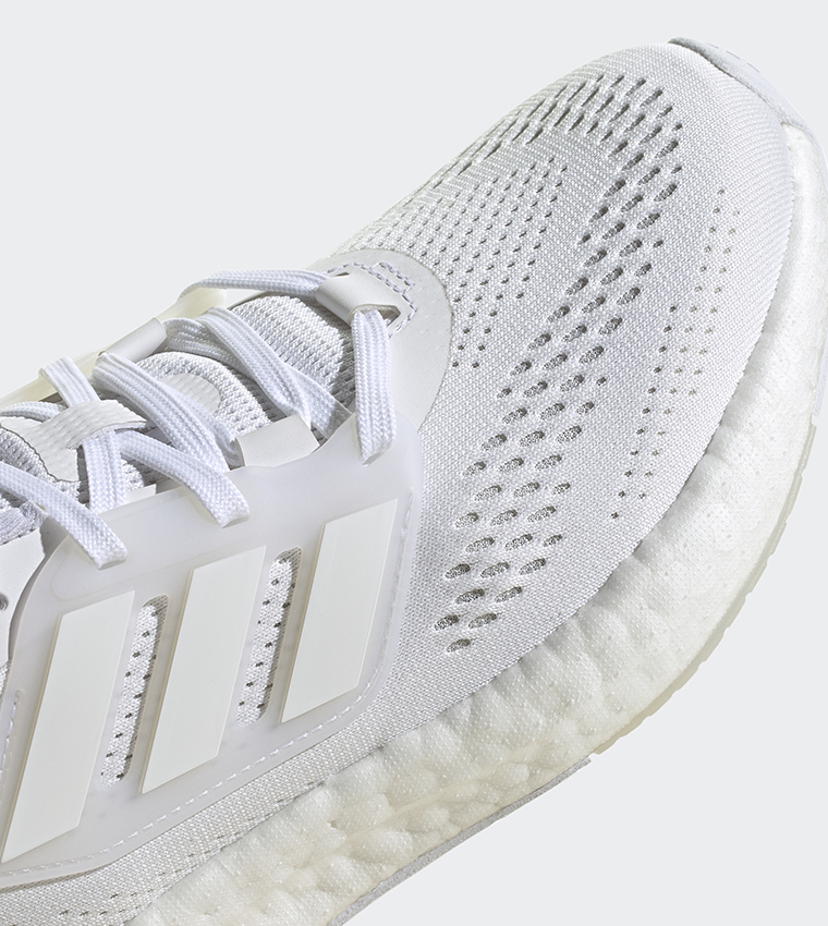 Pureboost store all white