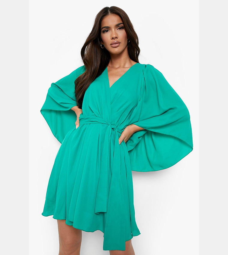 Buy Boohoo Pleat Detail Wide Sleeves Skater Dress In Green | 6thStreet Oman