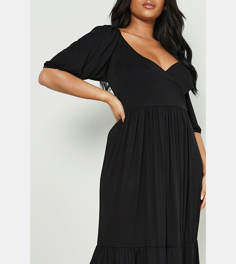 Buy Boohoo Jersey Wrap Tiered Maxi Dress In Black | 6thstreet Oman