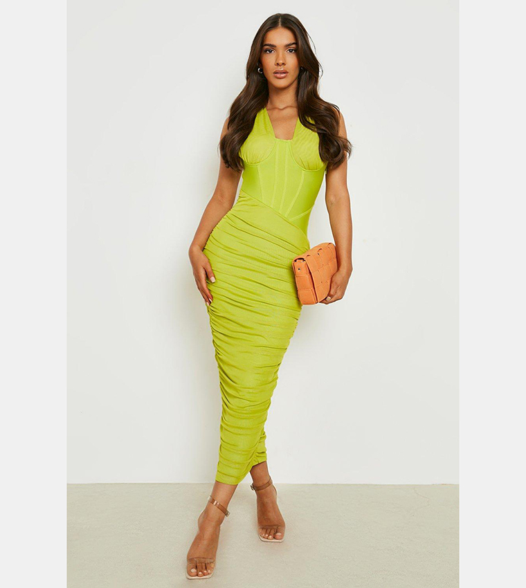 Buy Boohoo Bandage Ruched Bodice Midi Dress In Green | 6thStreet Oman