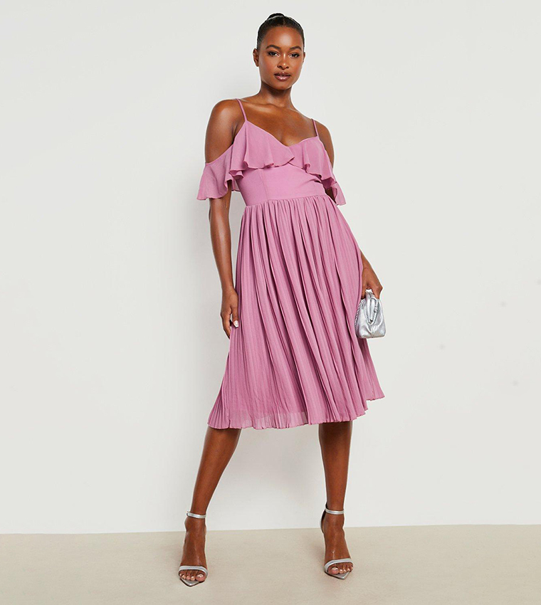 Buy Boohoo Tall Pleated Cape Bridesmaid Midi Dress In Pink 6thStreet Qatar