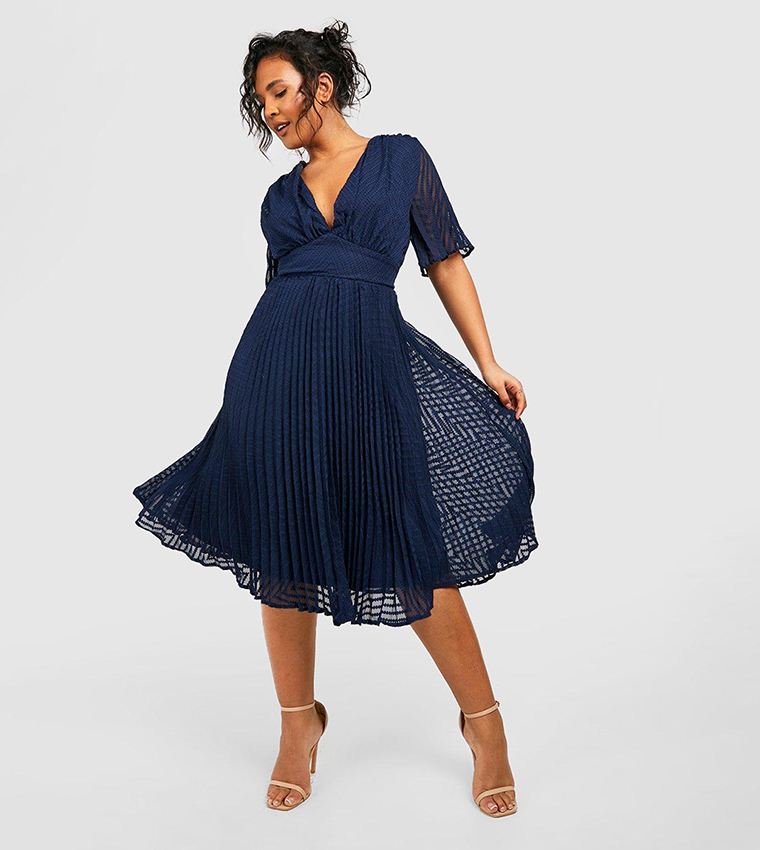 Buy Boohoo Textured Chiffon Midi Skater Dress In Navy 6thStreet UAE