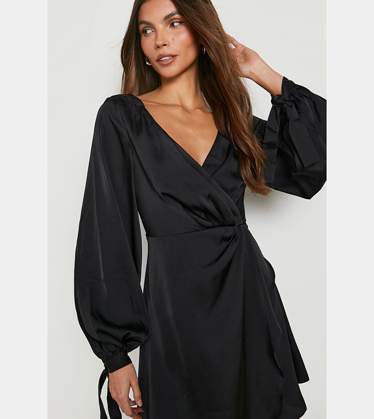 black mini dress with drape Women's Black Tiered Dress Long Sleeve Mini main image 1