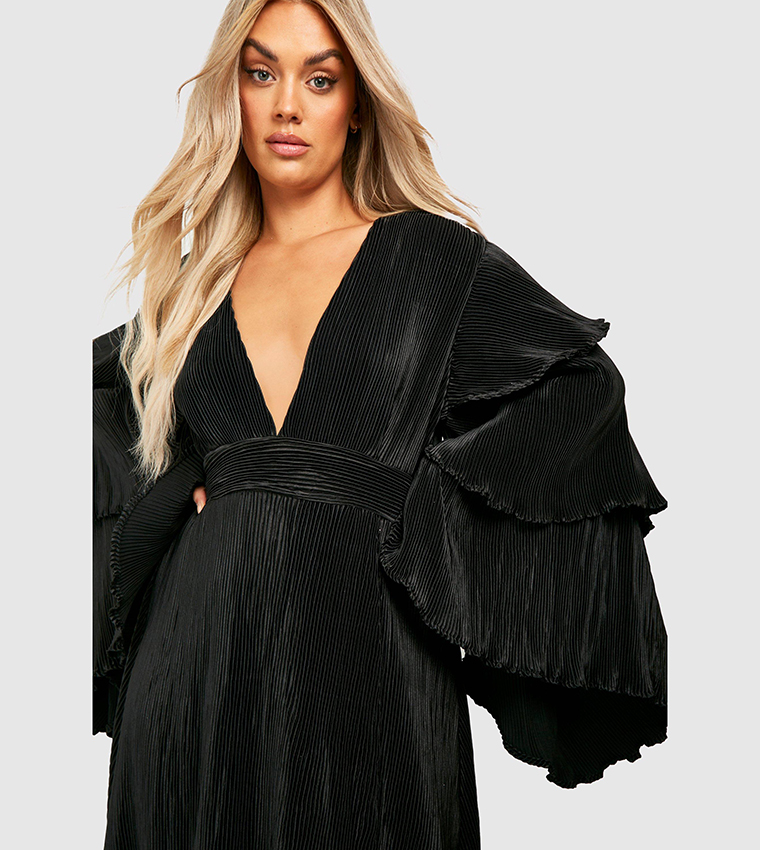 Buy Boohoo Plus Layered Ruffle Sleeves Maxi Dress In Black | 6thstreet  Bahrain