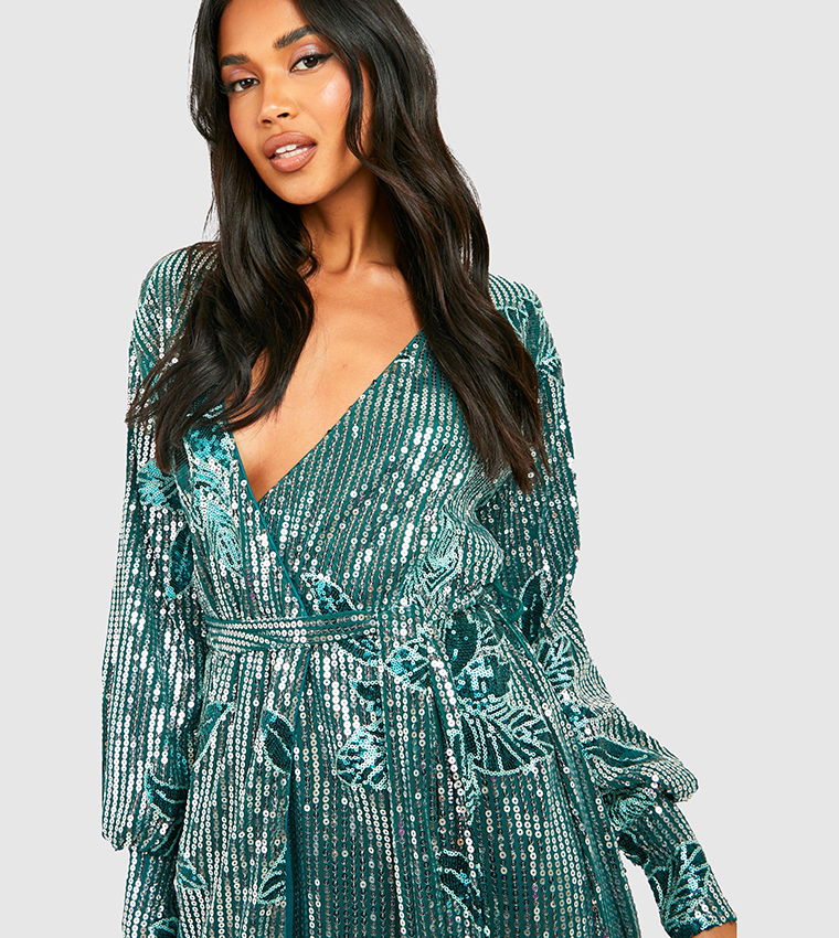 Buy Boohoo Floral Sequin Tie Wrap Mini Party Dress In Green | 6thstreet Oman Buy Boohoo Floral Sequin Tie Wrap Mini Party Dress In Green | 6thstreet Oman