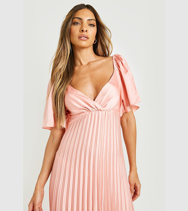 Buy Boohoo Pleated Satin Wrap Maxi Dress In Pink | 6thstreet Bahrain