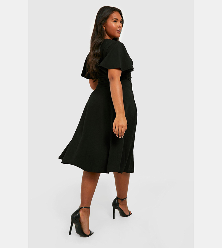 Buy Boohoo Wrap Angel Sleeves Midi Skater Dress In Black | 6thstreet Bahrain