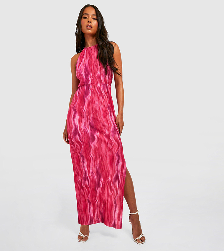 Buy Boohoo Printed Plisse Maxi Dress In Pink | 6thstreet Qatar