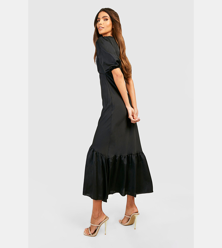 Buy Boohoo Puff Sleeves Drop Hem Midi Dress In Black | 6thStreet Saudi ...
