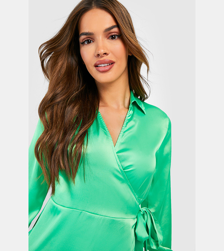 Buy Boohoo Solid Long Sleeves Wrap Dress In Green 6thStreet Kuwait