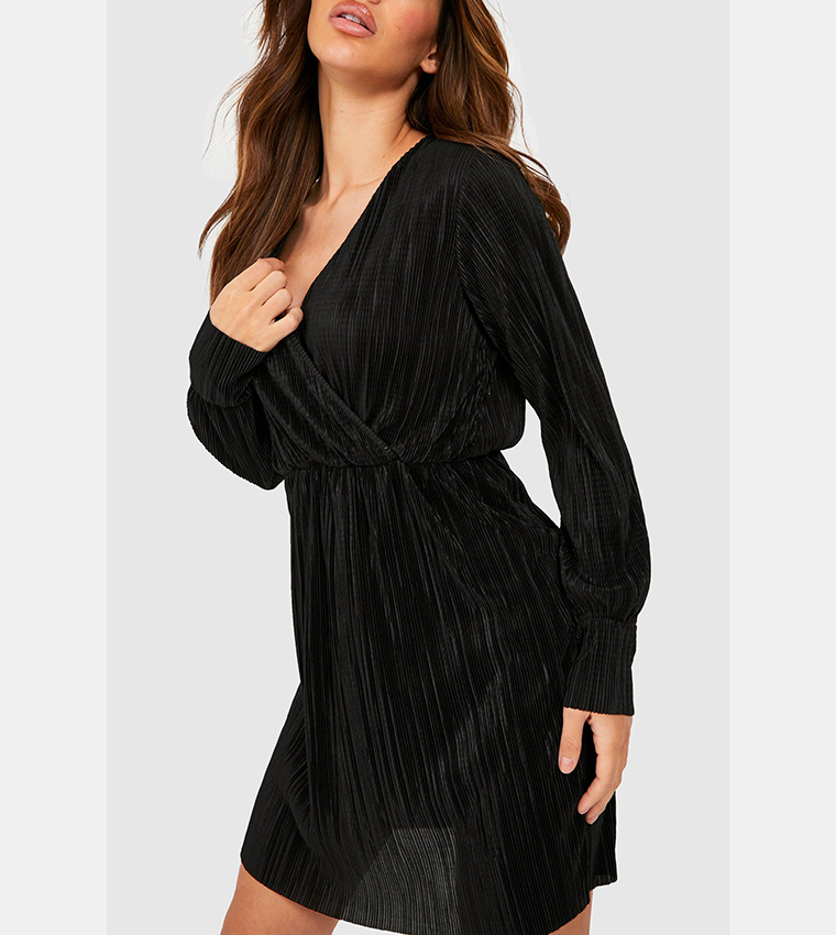 black wrap skater dress boohoo Women's Plus Size Pleated Skirt Long Sleeve Skater Dress