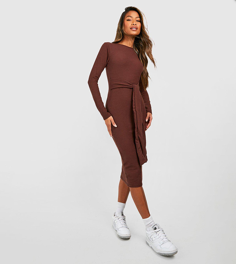 Buy Boohoo Ripple Rib Racer Tie Front Midi Dress In Brown | 6thStreet  Bahrain