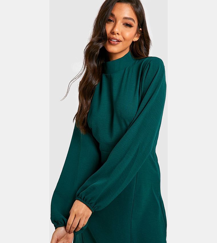 Buy Boohoo High Neck Long Sleeves Midi Dress In Green | 6thstreet Qatar