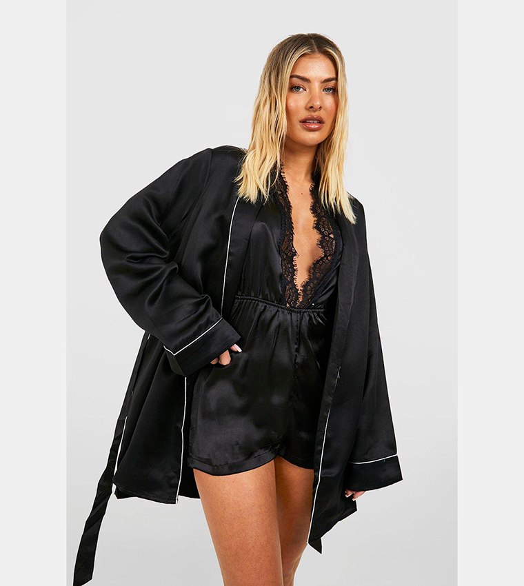 Buy Boohoo Team Bride Satin Robe In Black 6thStreet UAE