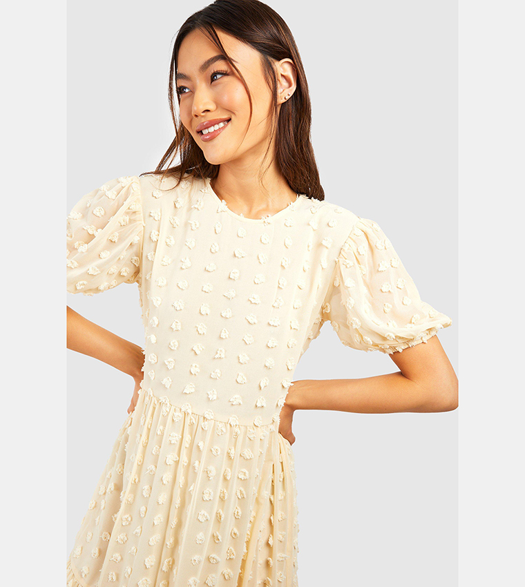 Buy Boohoo Dobby Chiffon Tiered Maxi Dress In STONE | 6thstreet Bahrain