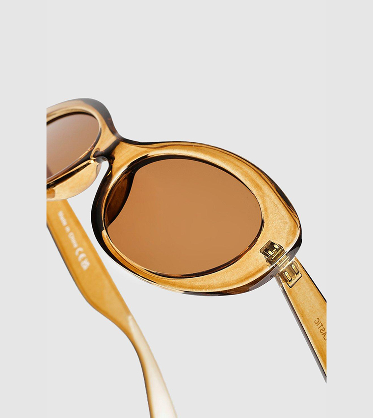 Buy Boohoo Brown Tonal Oval Sunglasses In Brown | 6thStreet Qatar