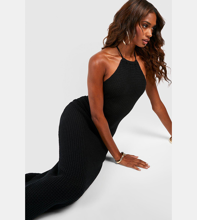 Buy Boohoo Halter Neck Crochet Maxi Dress In Black | 6thstreet Bahrain