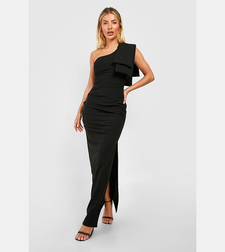 Buy Boohoo Asymmetric Drape Detail Maxi Dress In Black | 6thstreet Oman