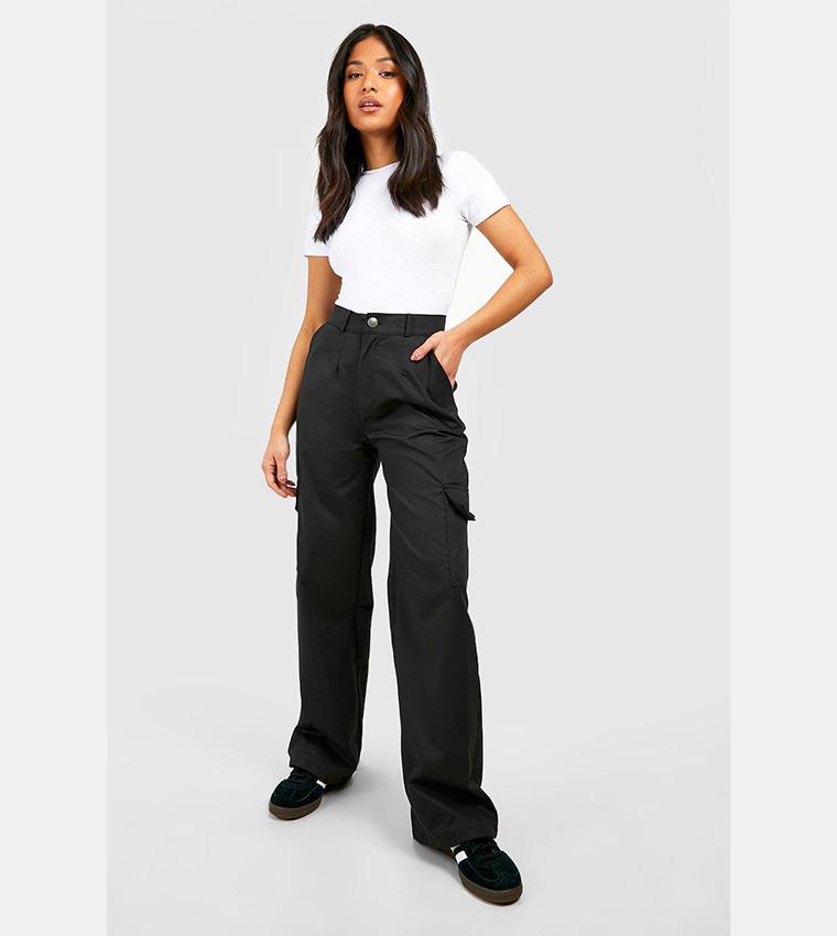 Buy Boohoo Wide Leg Relaxed Cargo Trousers In Black 6thStreet UAE