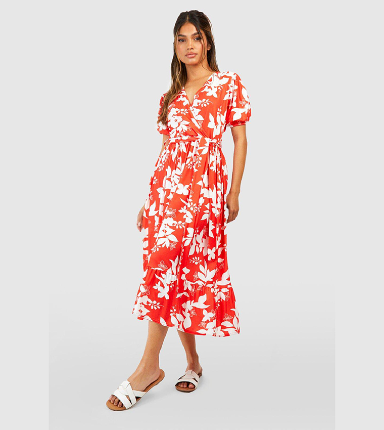 Boohoo midi wrap dress in sale red ditsy floral