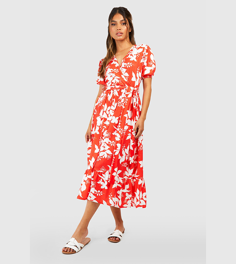 Boohoo midi wrap dress hotsell in red ditsy floral