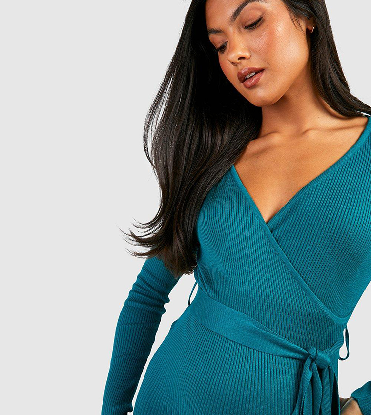 Buy Boohoo Knitted Wrap Midi Dress In Green 6thStreet Bahrain