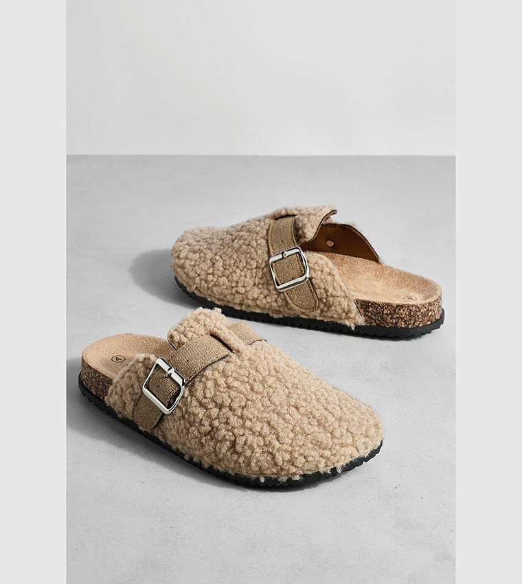 Borg Closed Toe Clogs