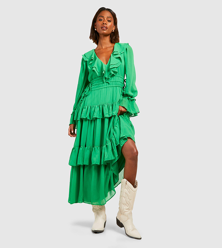 Buy Boohoo Chiffon Ruffle Detail Midaxi Smock Dress In Green | 6thStreet Oman Buy Boohoo Chiffon Ruffle Detail Midaxi Smock Dress In Green | 6thStreet Oman