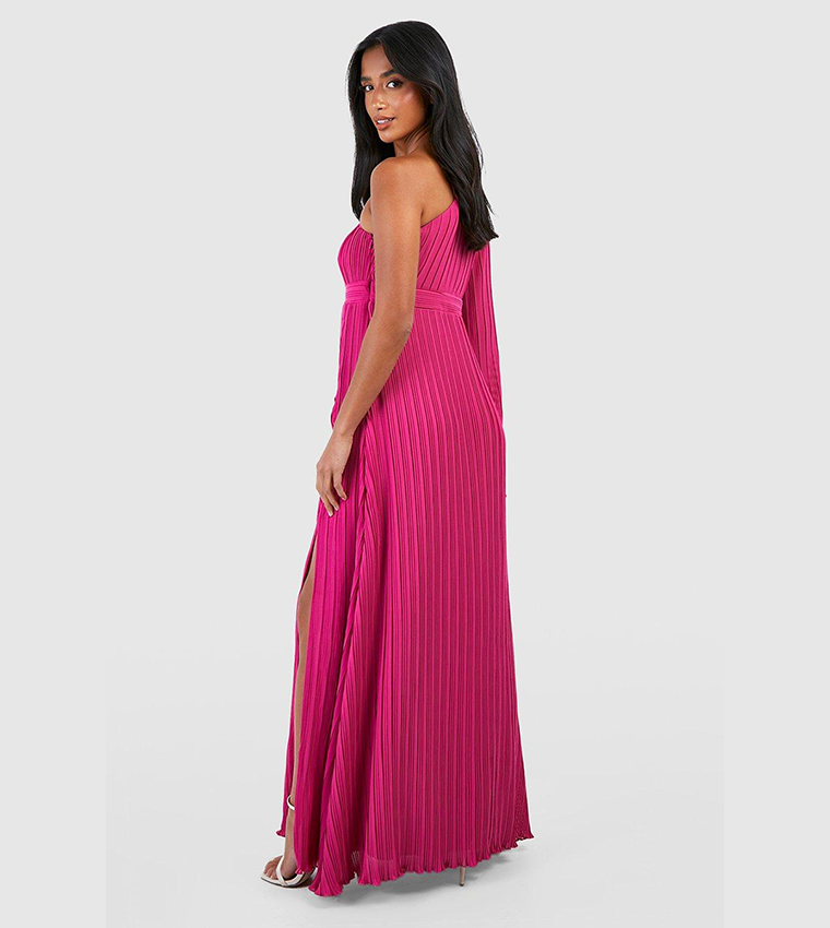 Buy Boohoo Extreme Sleeves Asymmetric Maxi Dress In Pink | 6thstreet Bahrain