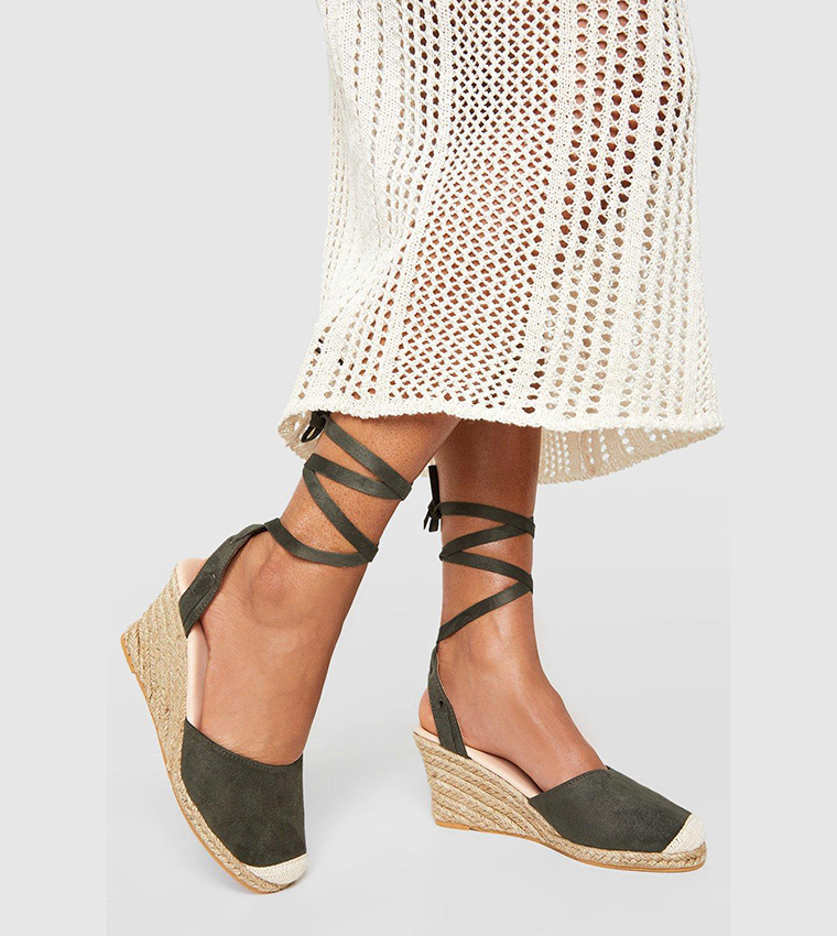 Tie best sale leg wedges