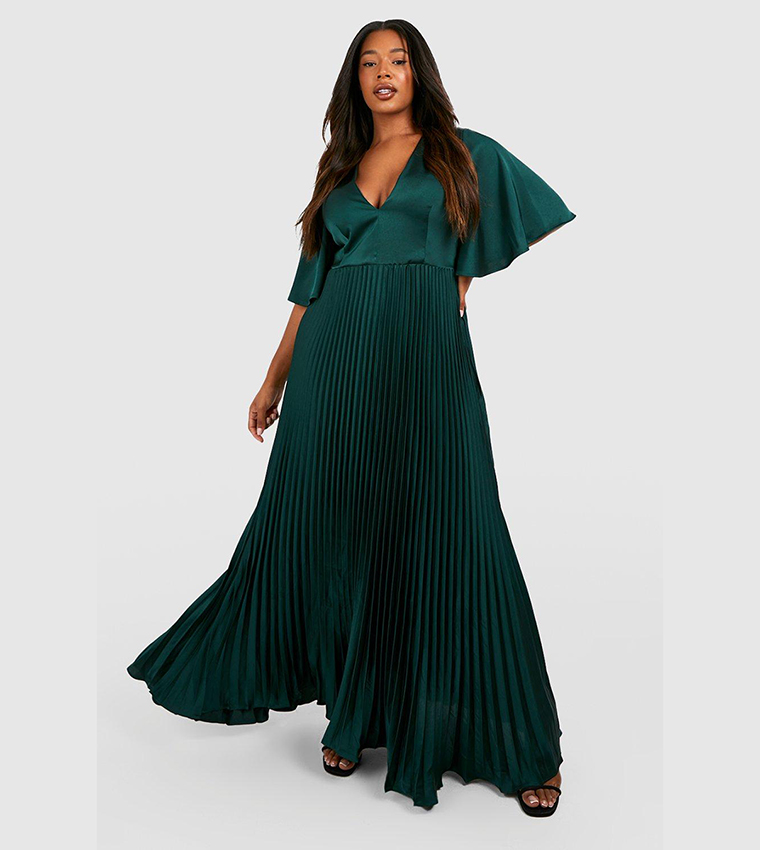 Buy Boohoo Outlet Satin Pleated Plunge Occasion Maxi Dress In Green 6thStreet UAE