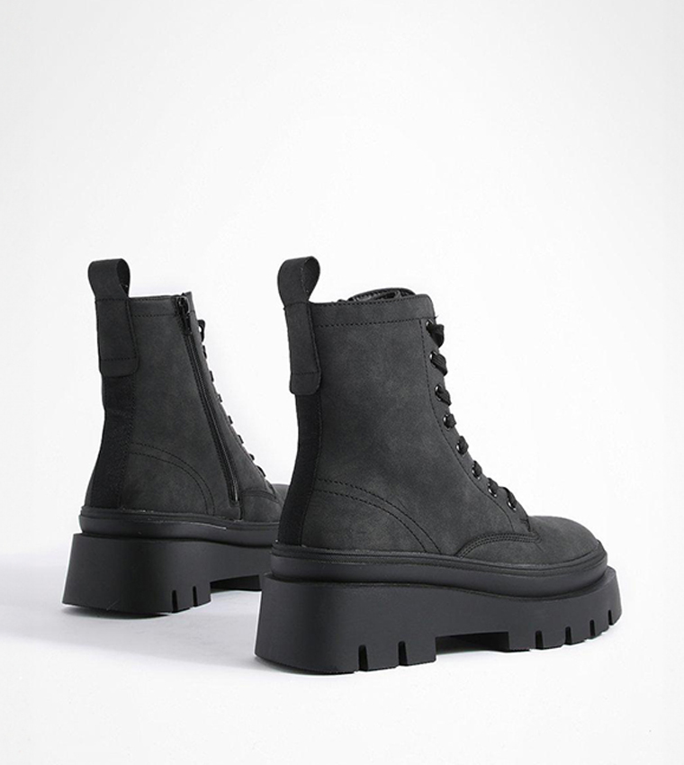 Lace up chunky outlet hiker boots