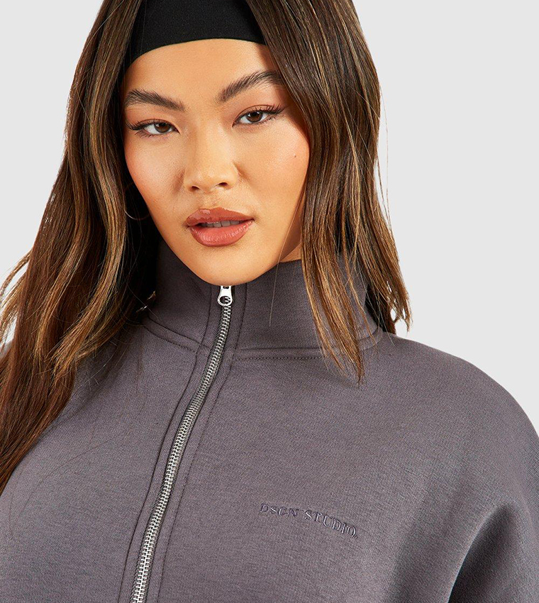 Oversized quarter outlet zip