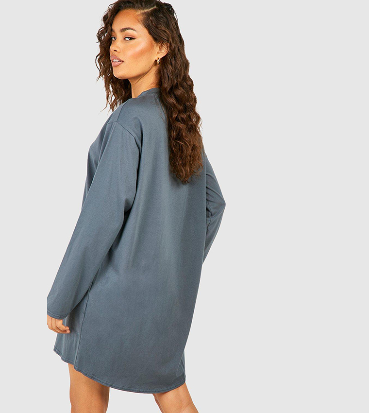 Buy Boohoo Oversized Long Sleeves Dipped Hem T Shirt Dress In Grey |  6thstreet Qatar