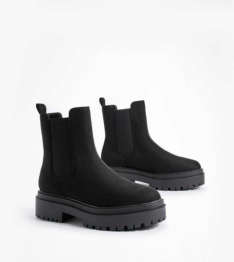 Stepped Sole Chunky Chelsea Boots