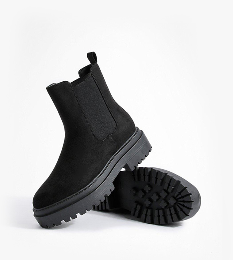 Stepped Sole Chunky Chelsea Boots
