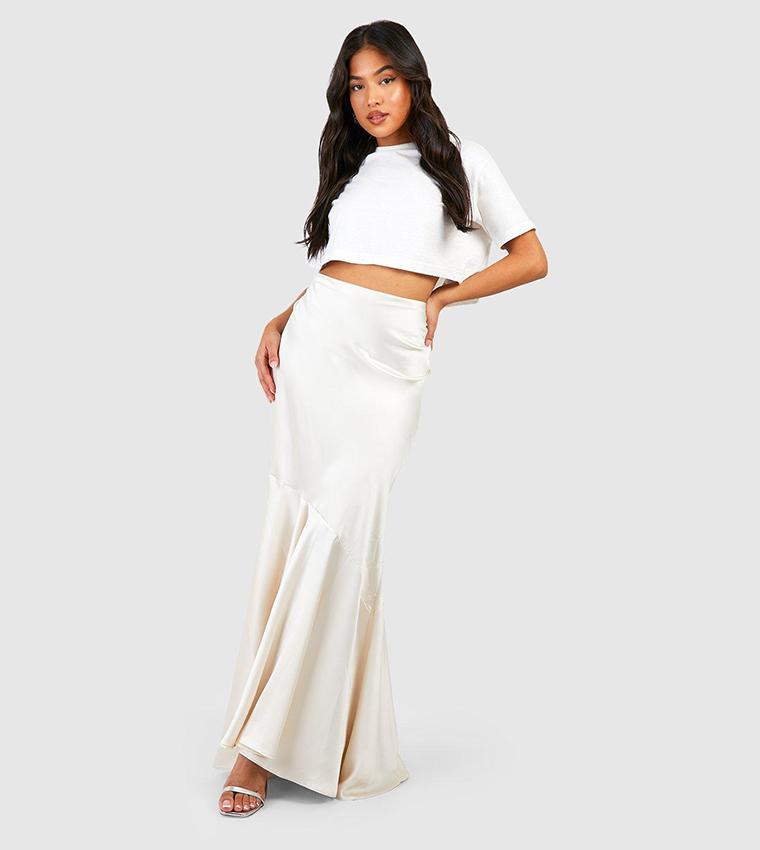 Boohoo white maxi store skirt