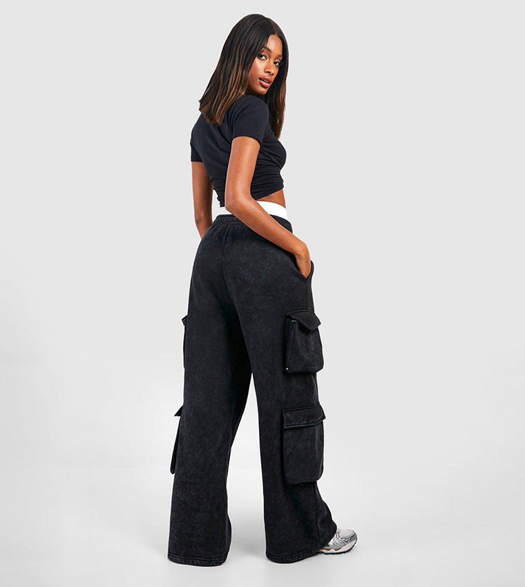 Buy Boohoo Solid Slouchy Cargo Pants In CHARCOAL 6thStreet Saudi Arabia
