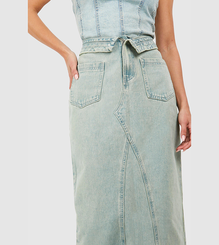 Boohoo Foldover Waistband Pocket Detail Denim Maxi Skirt in Blue