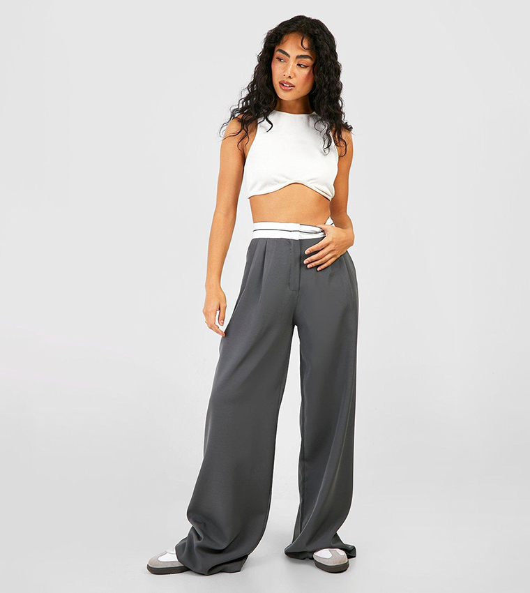 Buy Boohoo Contrast Waistband Pleat Front Wide Leg Trousers In CHARCOAL