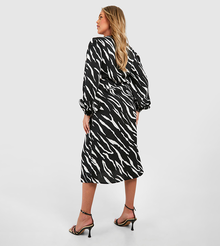 Plus Animal Print Bishop Sleeves Midi Dress