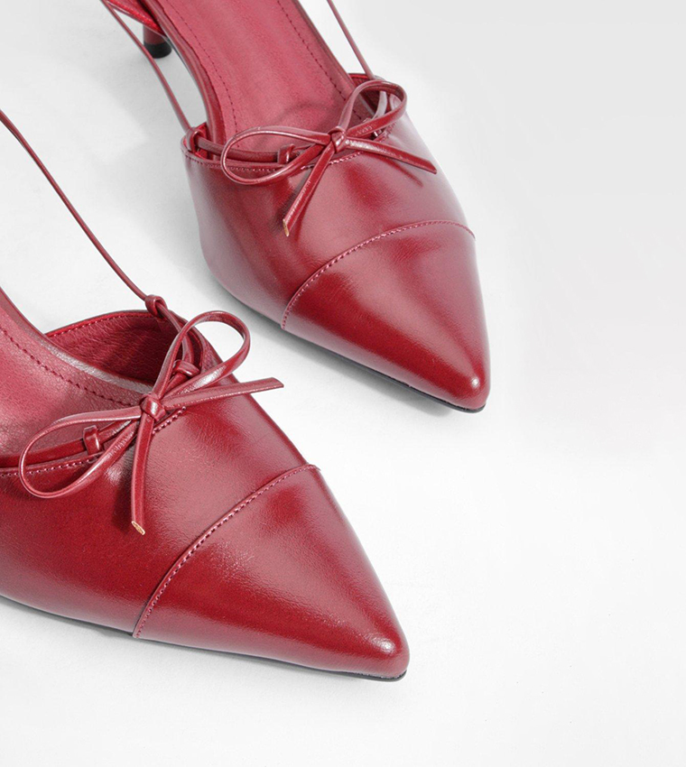 حذاء كعب بحزام خلفي 