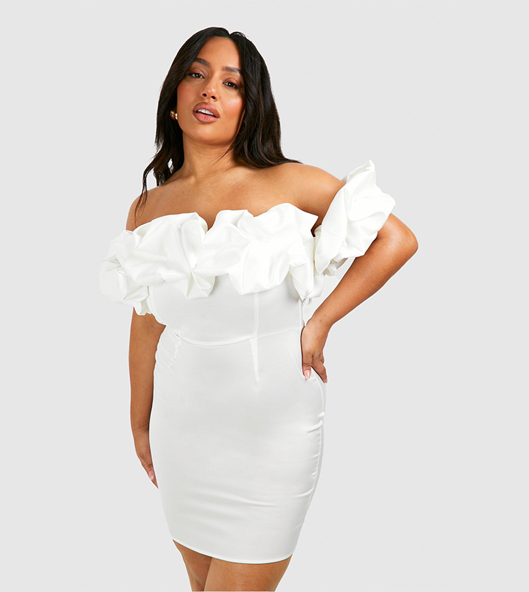 Boohoo curve white dress hotsell