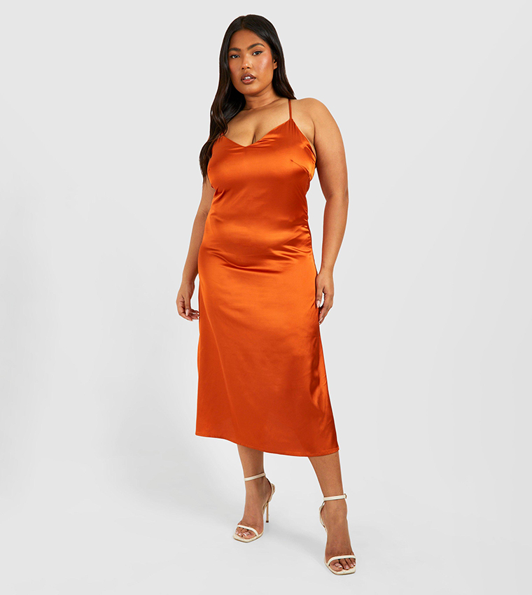 Buy Boohoo Curve Satin V Neck Split Midi Dress In Orange 6thStreet Kuwait