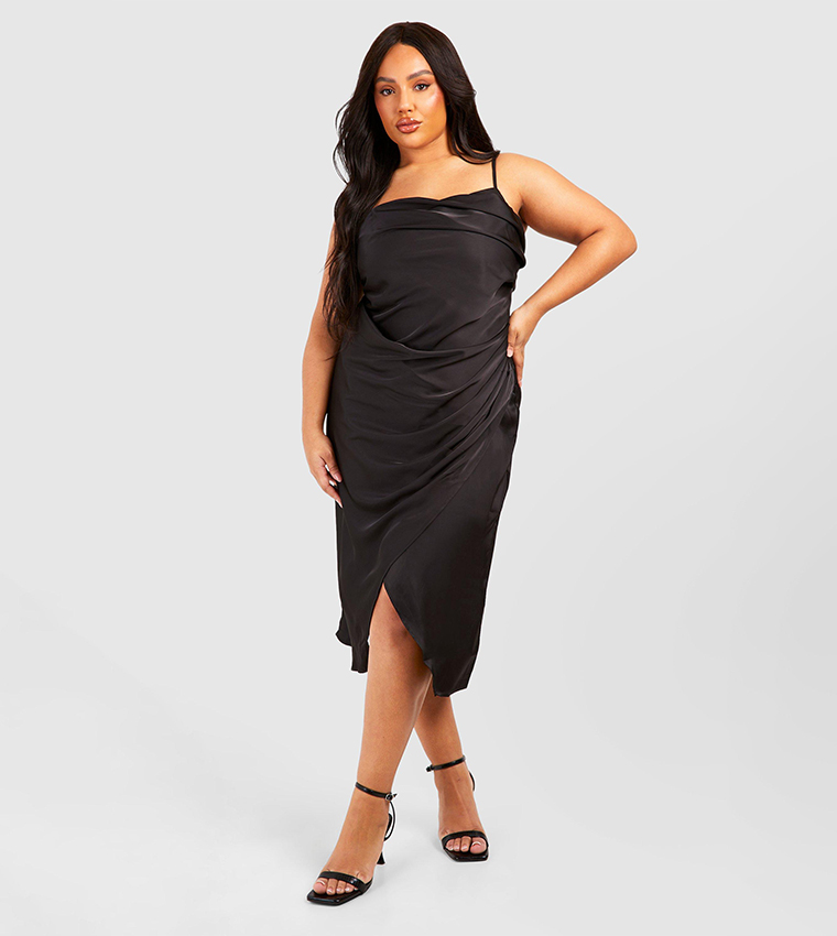 Boohoo best sale dresses curve