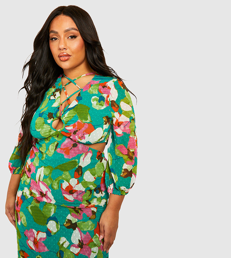 boohoo green dress plus size Women's Plus Sage Green Textured Bust Detail Maxi Dress