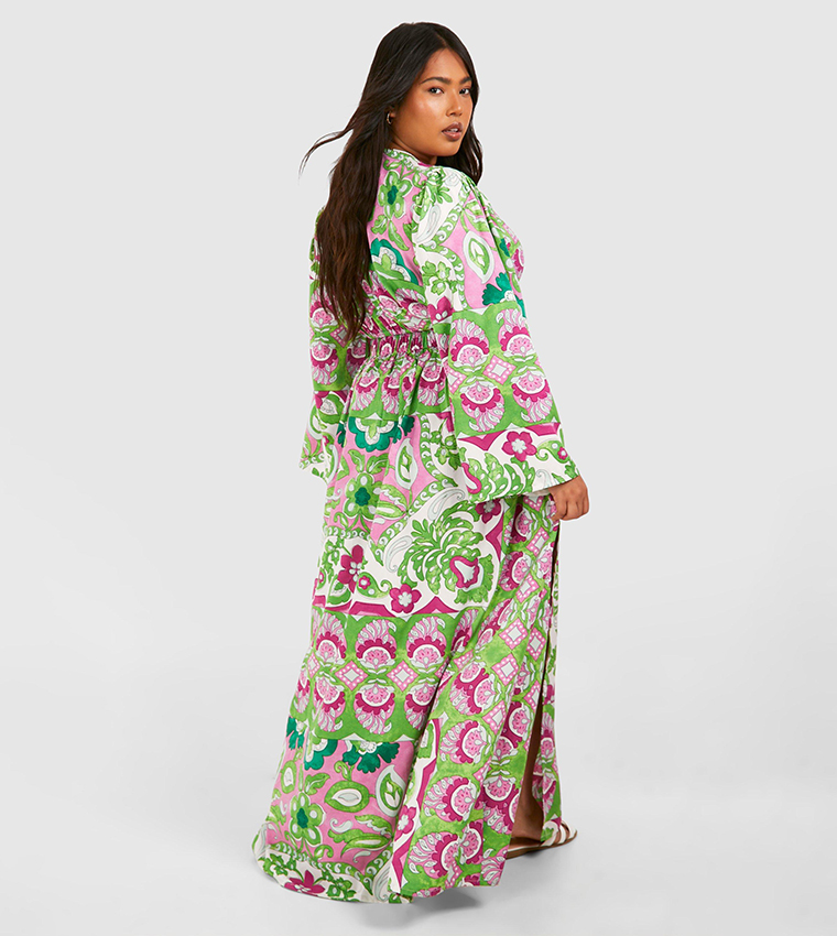 Buy Boohoo Curve Woven Paisley Printed Split Front Maxi Skirt In Green ...